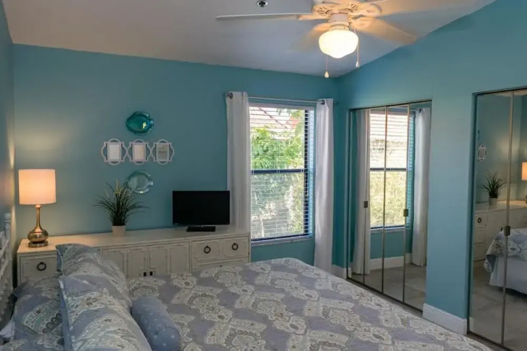 Cove at Sandy Pointe Unit 205a