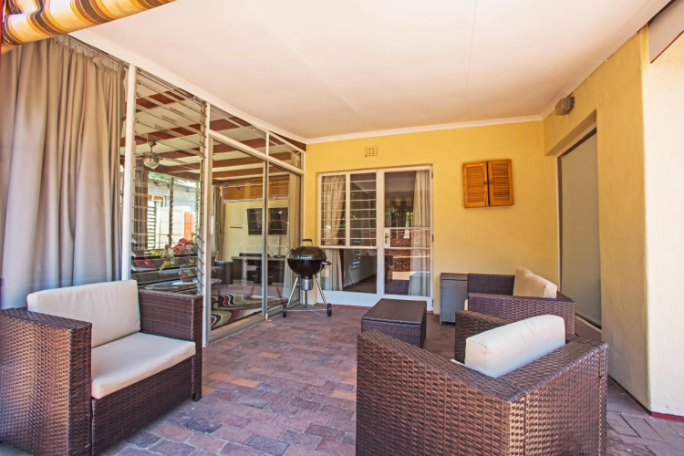 Chalet no. 2 Petunia