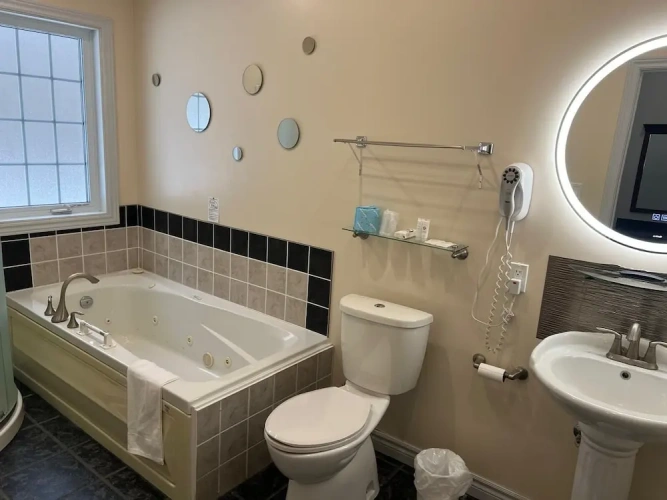 Luxury Suite