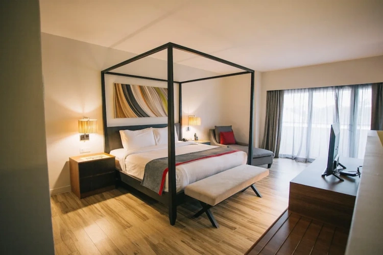 Family Suite with balcony and with view
