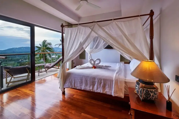 5 Bedroom Seaview Villa Lamai