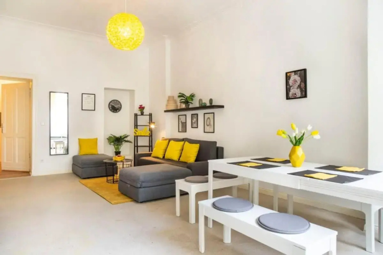 Modern 2 Bedroom Apartment in Berlin Schöneberg
