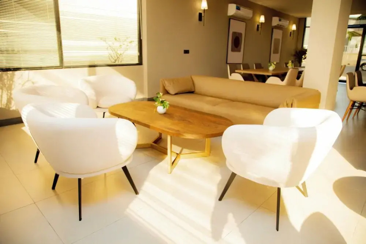 New Amaan Hotel