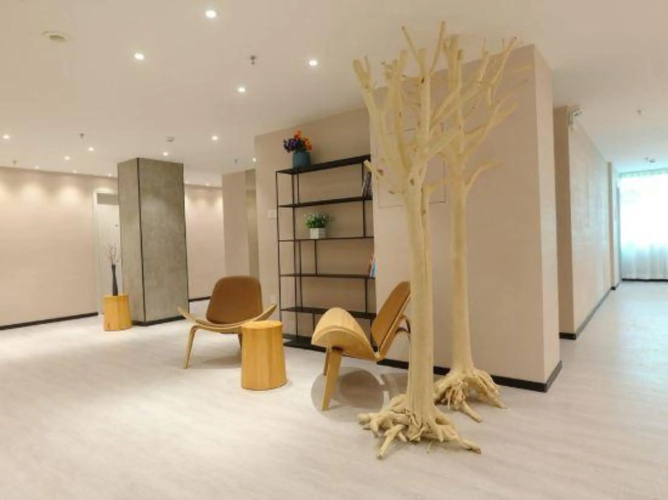 Orchid Hotel