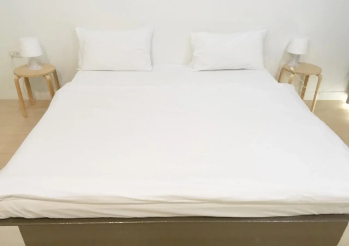 A Port Studio Airport Hotel