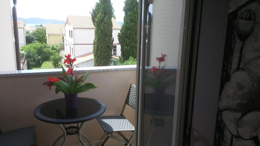 Apartments Roncevic