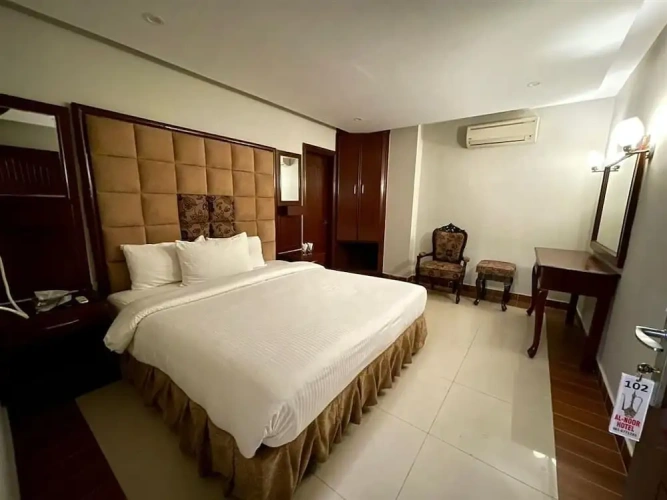 Deluxe Single room