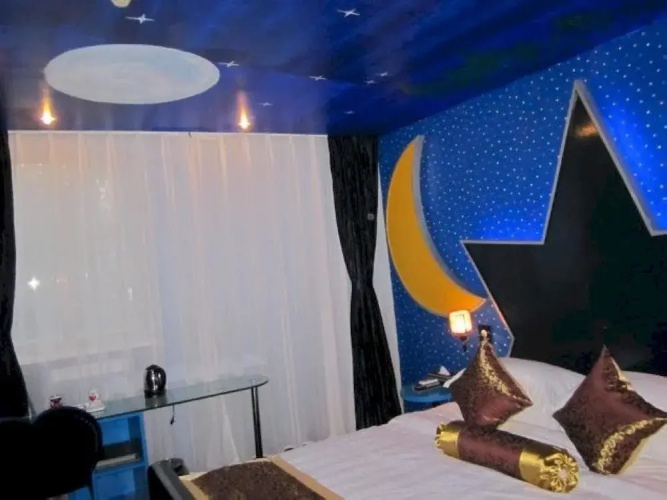 Suzhou Town Story Hotel