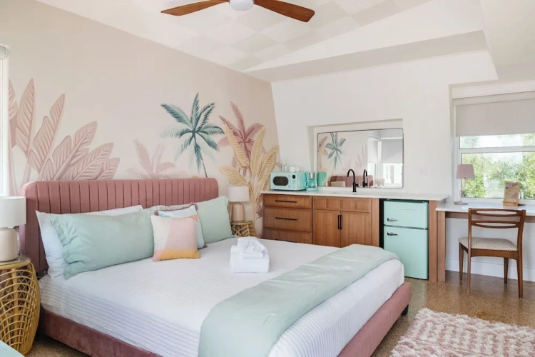Luxury Double Suite with courtyard view