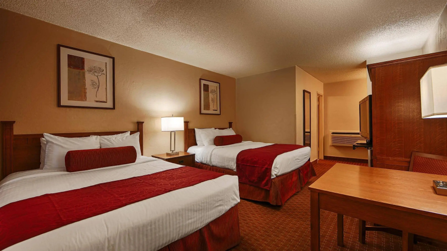 Blythe Hotel