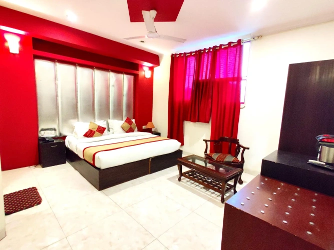 Deluxe Double room with view