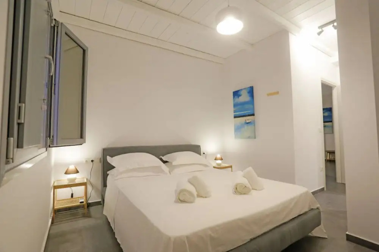 Nikoi Villas