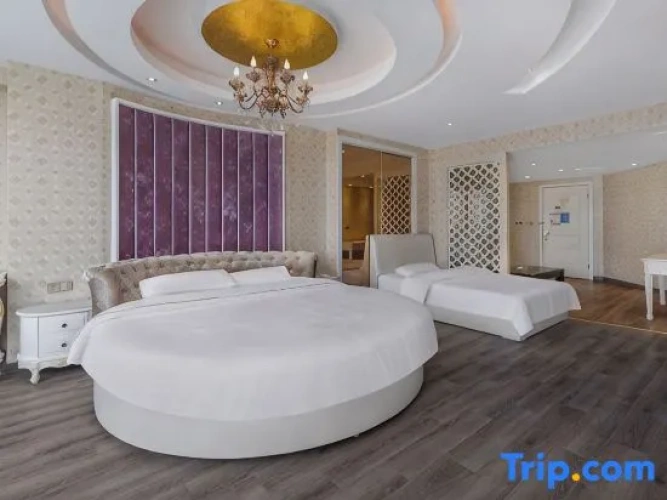 1 Bedroom Standard Triple room