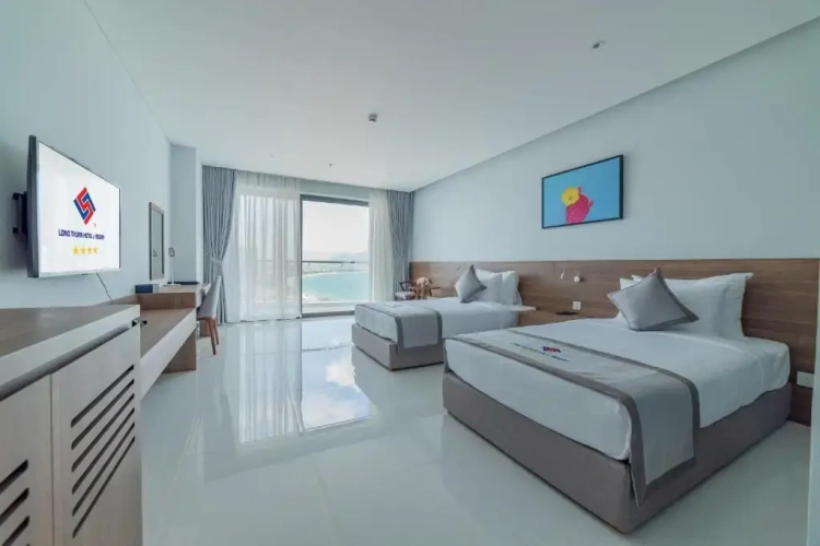 Deluxe Twin room with sea view