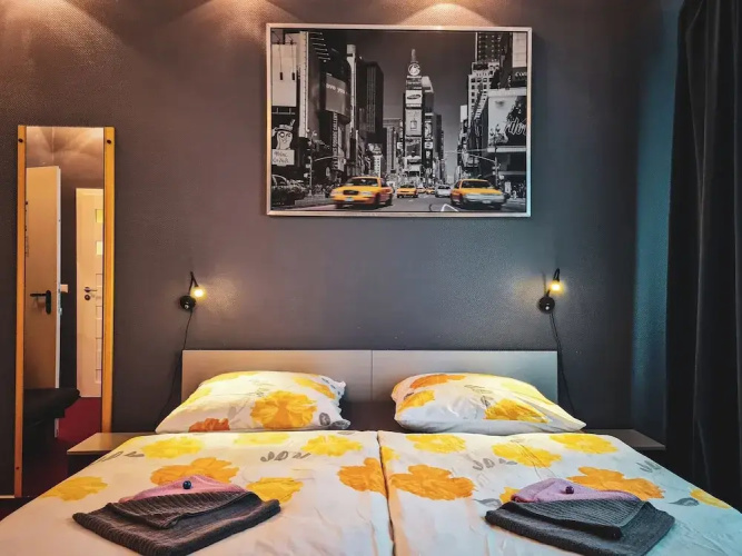 Hotel 108