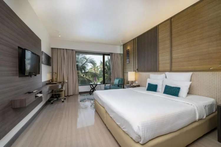 Deluxe room with city view