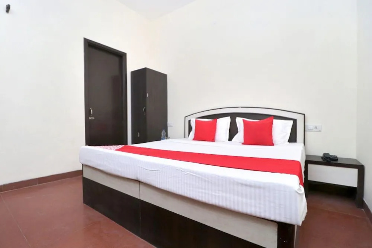 OYO 6623 Namaskar Villa