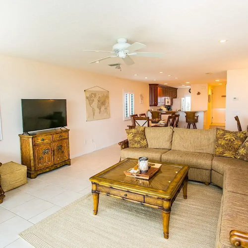 Sea Haven Beachfront Oasis With Pool St Aug