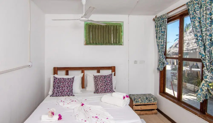Kusini Beach Villas