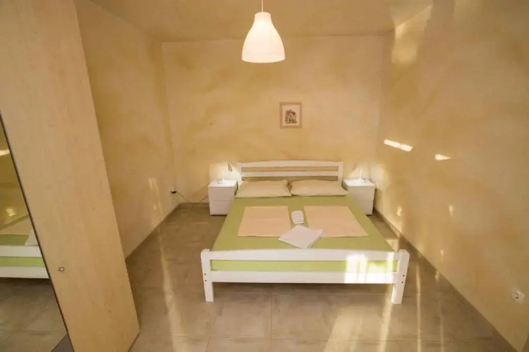 Apartments in Rab - Insel Rab 42670