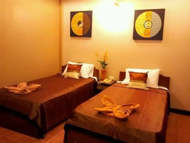 Standard Twin room with balcony