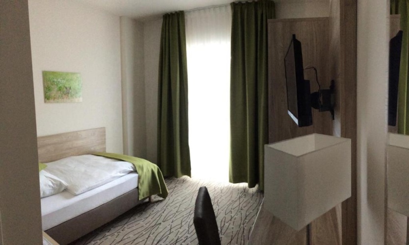 Standard Single room