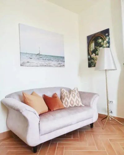 Bellevue Apartment with AC & heating & terrace