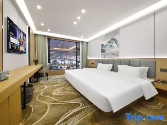 Deluxe Double Suite