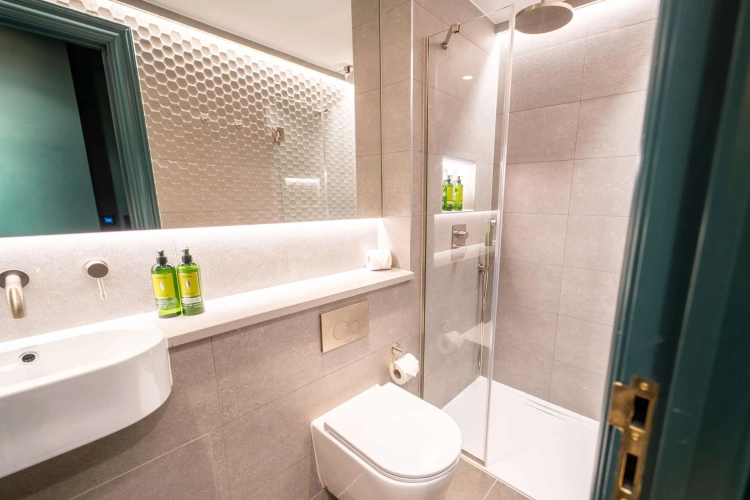 Double Duplex Suite