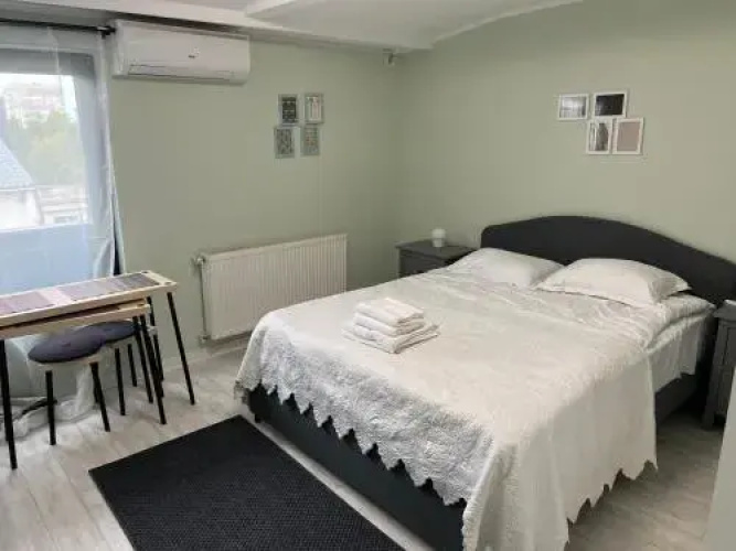 AZZA Aparthotel