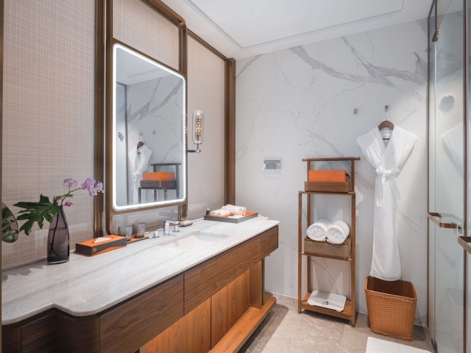 Deluxe Twin room with lake view