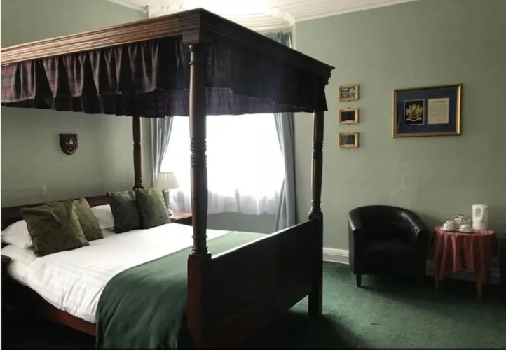 Comfort room