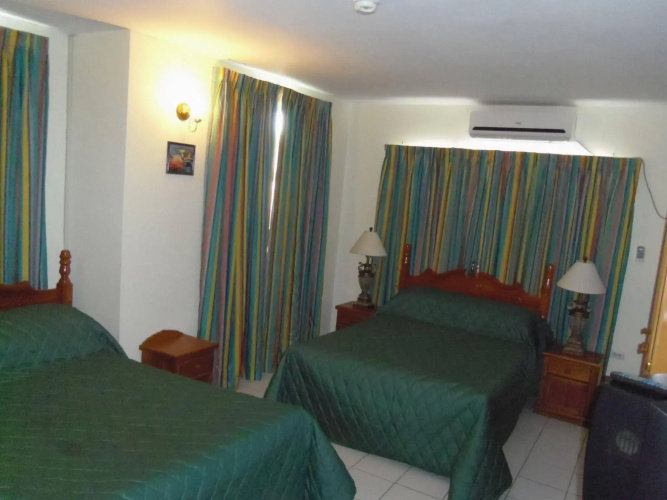Airport Inn