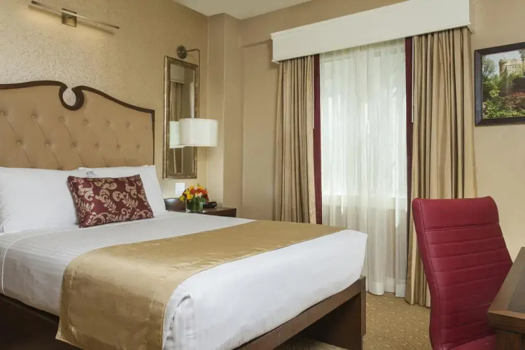 King George Hotel