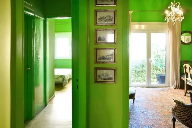 Green and Romantic Apartment City Center