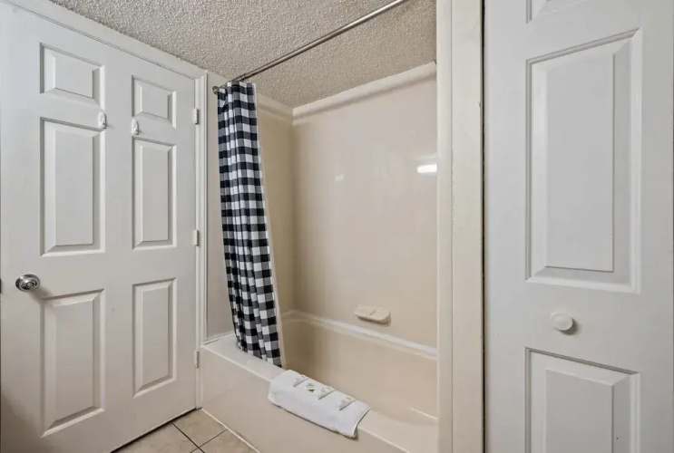 Beach Colony Resort by Elliott Beach Rentals