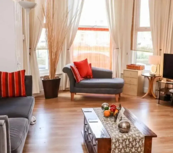 1 Bed Studio Sleeps 4 - Seaside, Dog Friendly