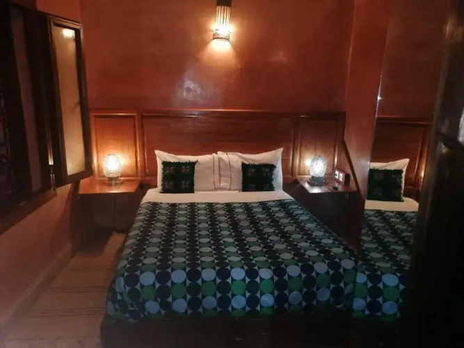 Standard Triple room