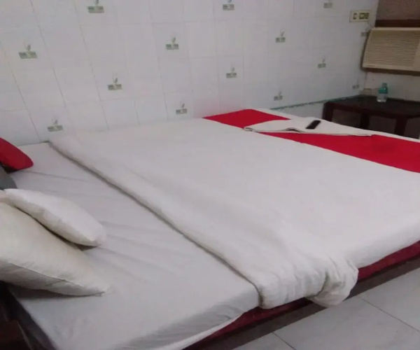 JK Guest House and Dormitory