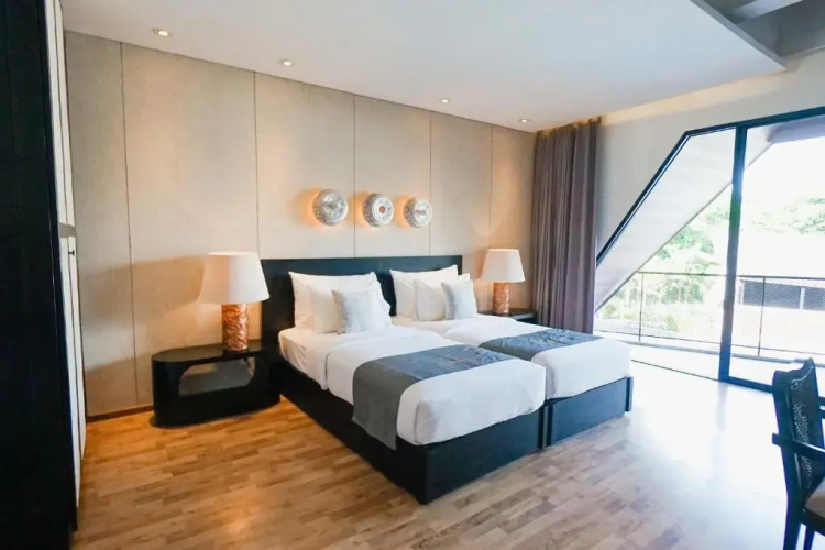 The Chloe Villa