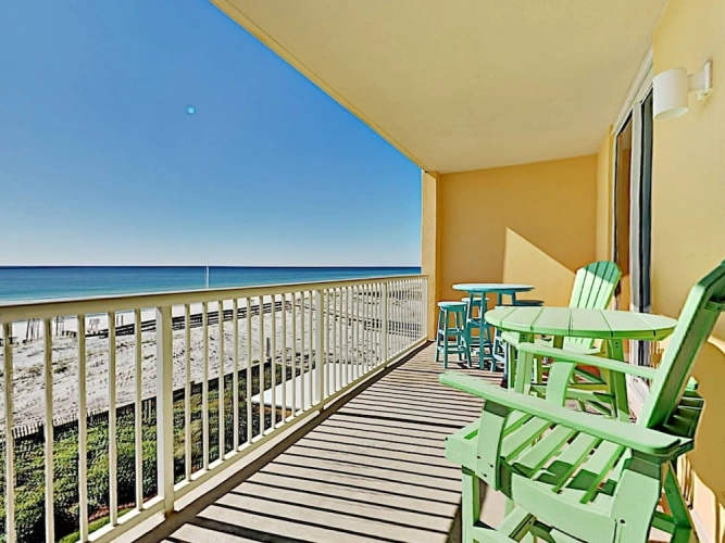 4 Bedrooms Standard room with balcony
