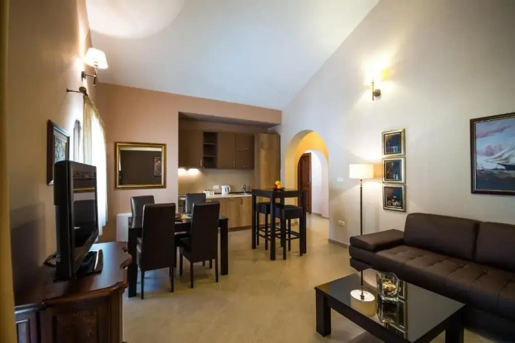 1 Bedroom Comfort Apartment with sea view