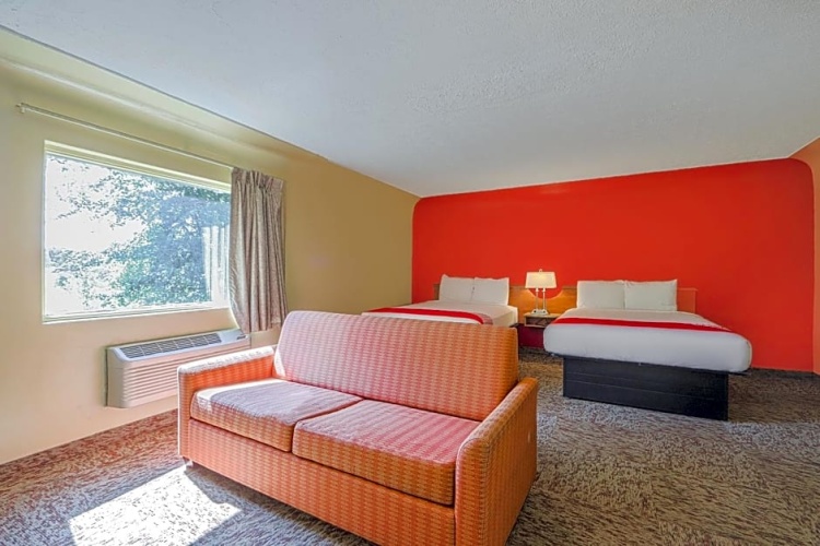 Quadruple Suite