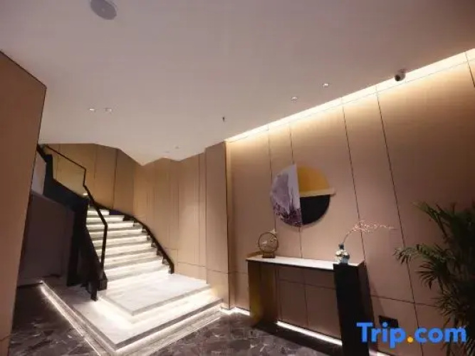 Yuntian Hotel