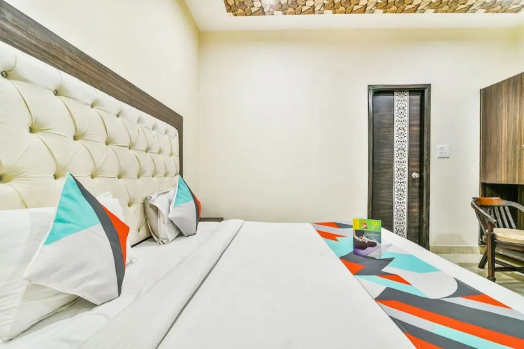 FabHotel RS