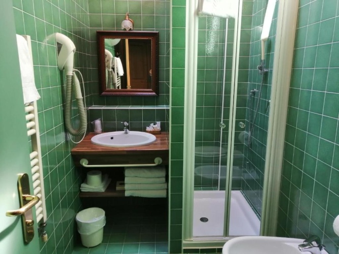 Standard Single room