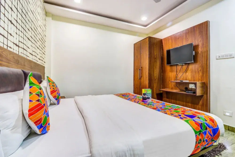 FabHotel Sain Dass