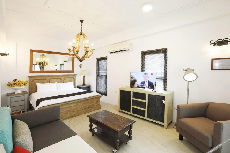Mansion 6