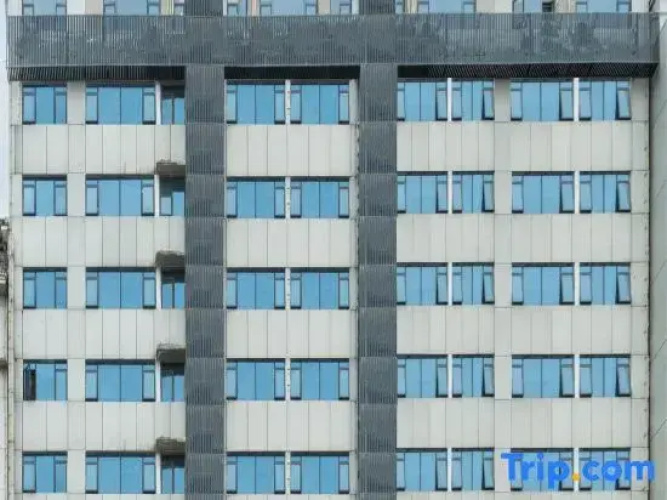 Sanhe Hotel