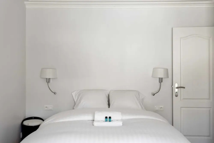 Modern Apartment Near Opera Garnier